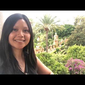 Meet your Posher, Justine